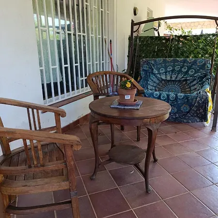 House In Garden * باليرمو