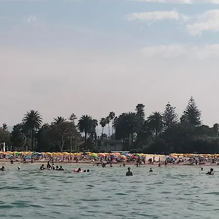 House In Garden * باليرمو